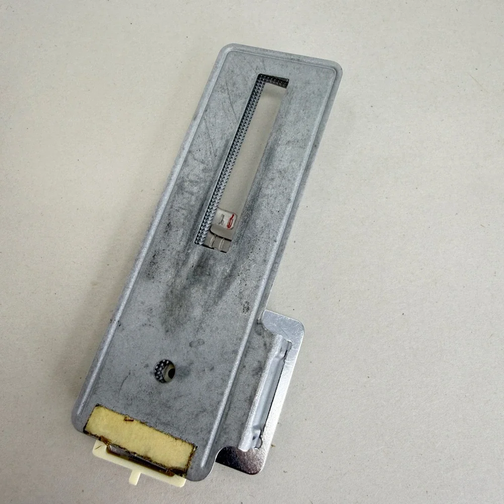 Original SINGER One Step Buttonhole Foot Vintage Sewing Machine Attachment